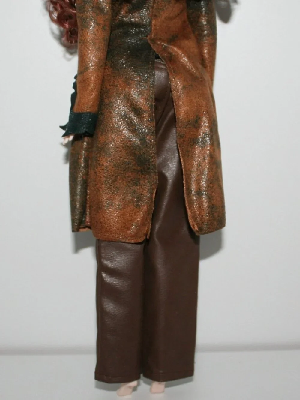 Mattel 2010 Twilight Saga Eclipse Victoria Barbie Doll